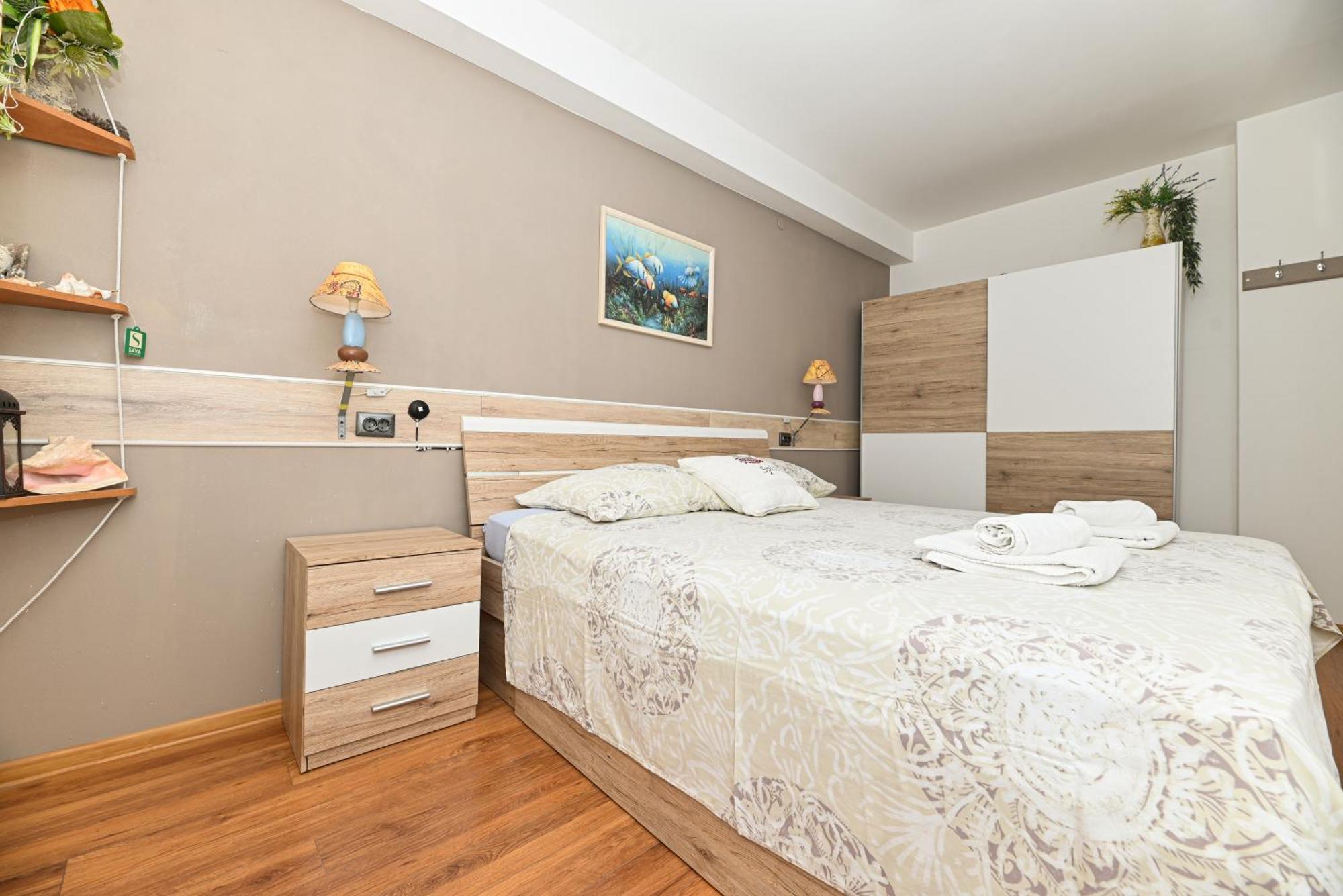 Apartments Posejdon & Neptun Split Exterior photo