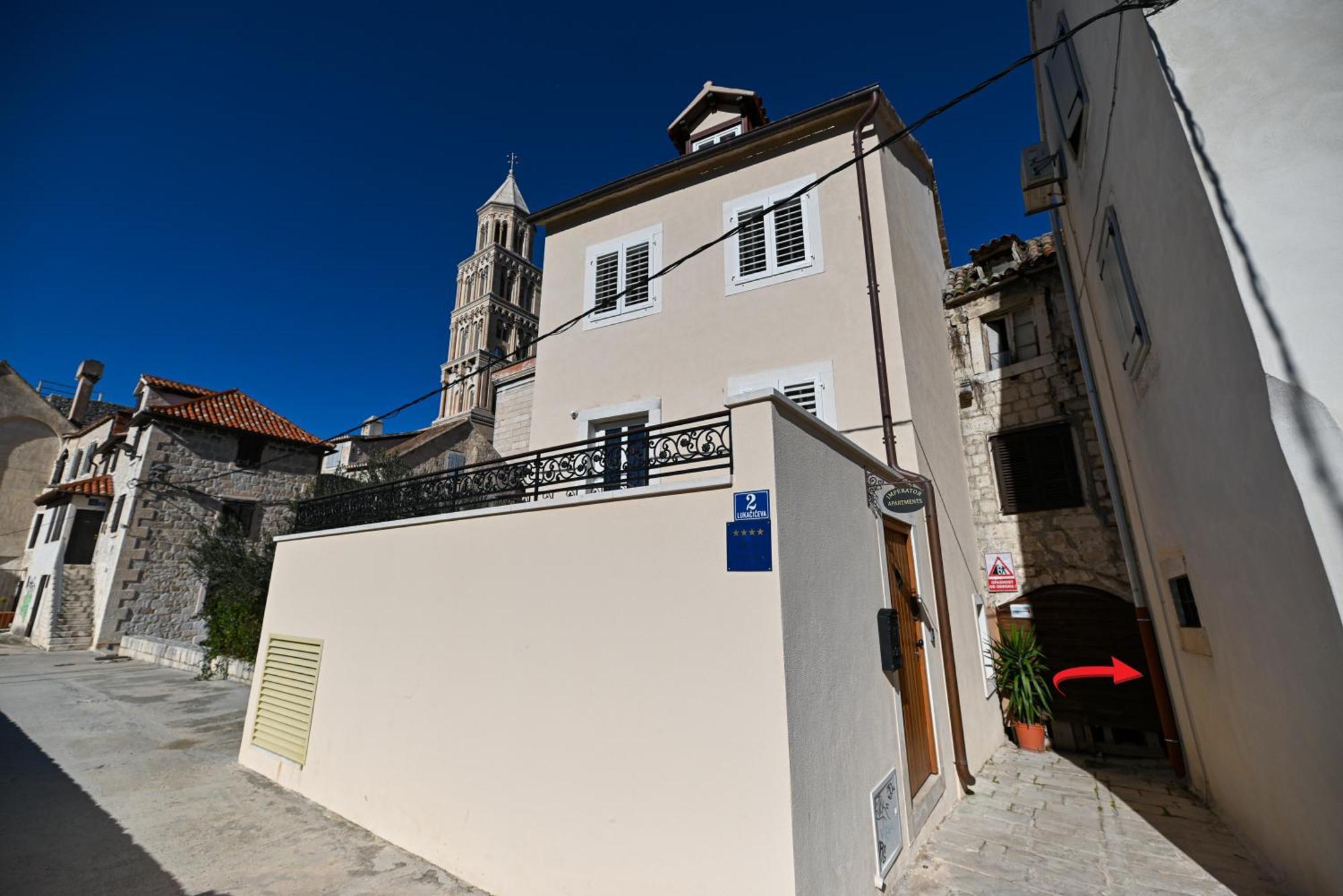 Apartments Posejdon & Neptun Split Exterior photo